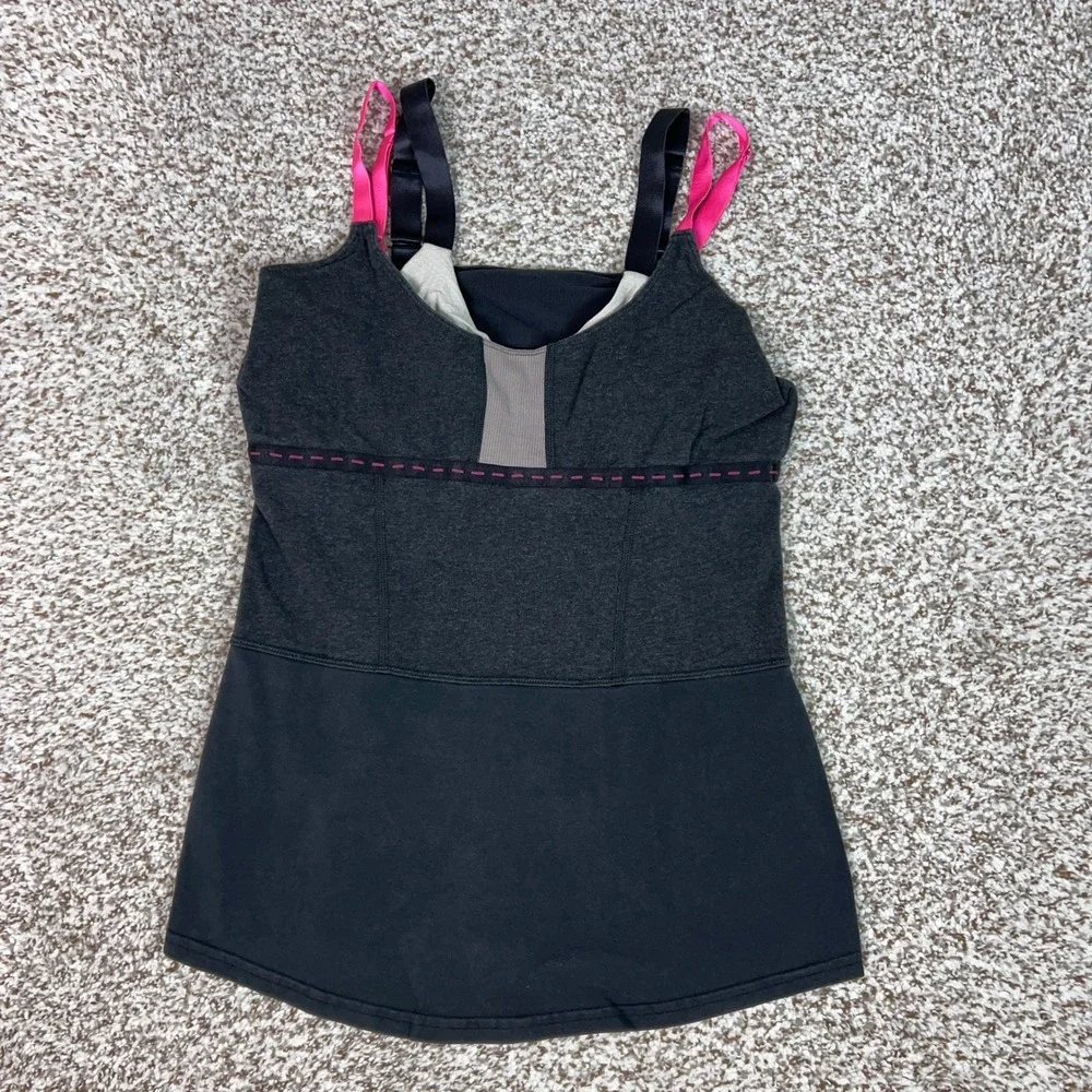 Lululemon Tank Top Womens Small Gray Pink Built In Bra Athletic Gym Workout